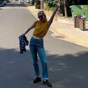 Meet your Posher, Casey